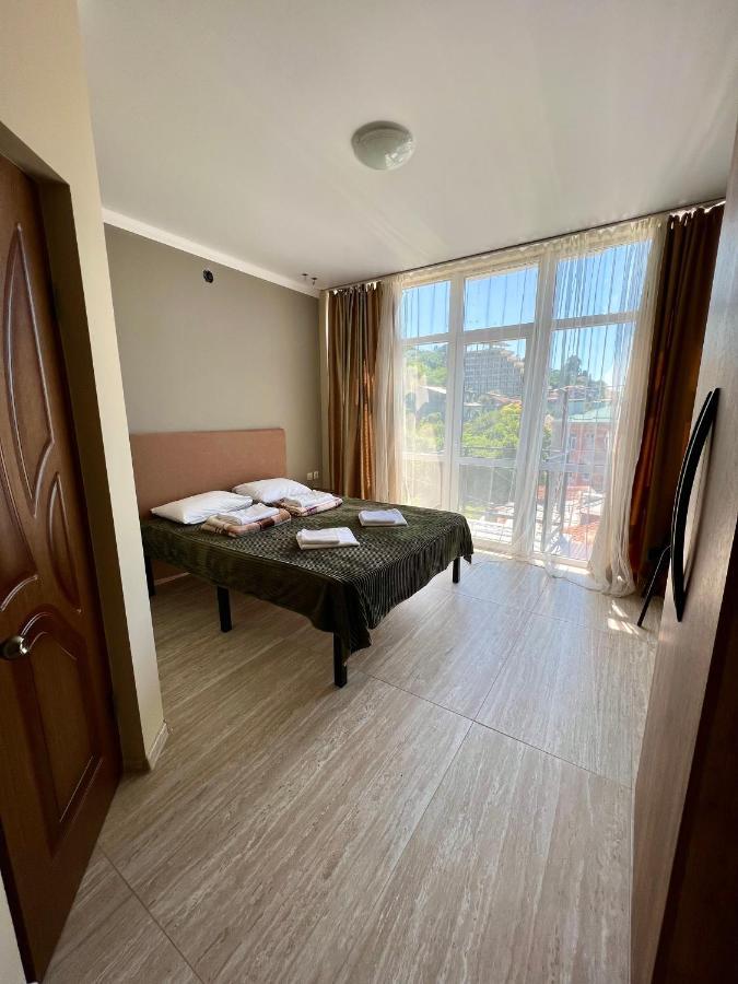 Hotel Golden Gagra Luaran gambar