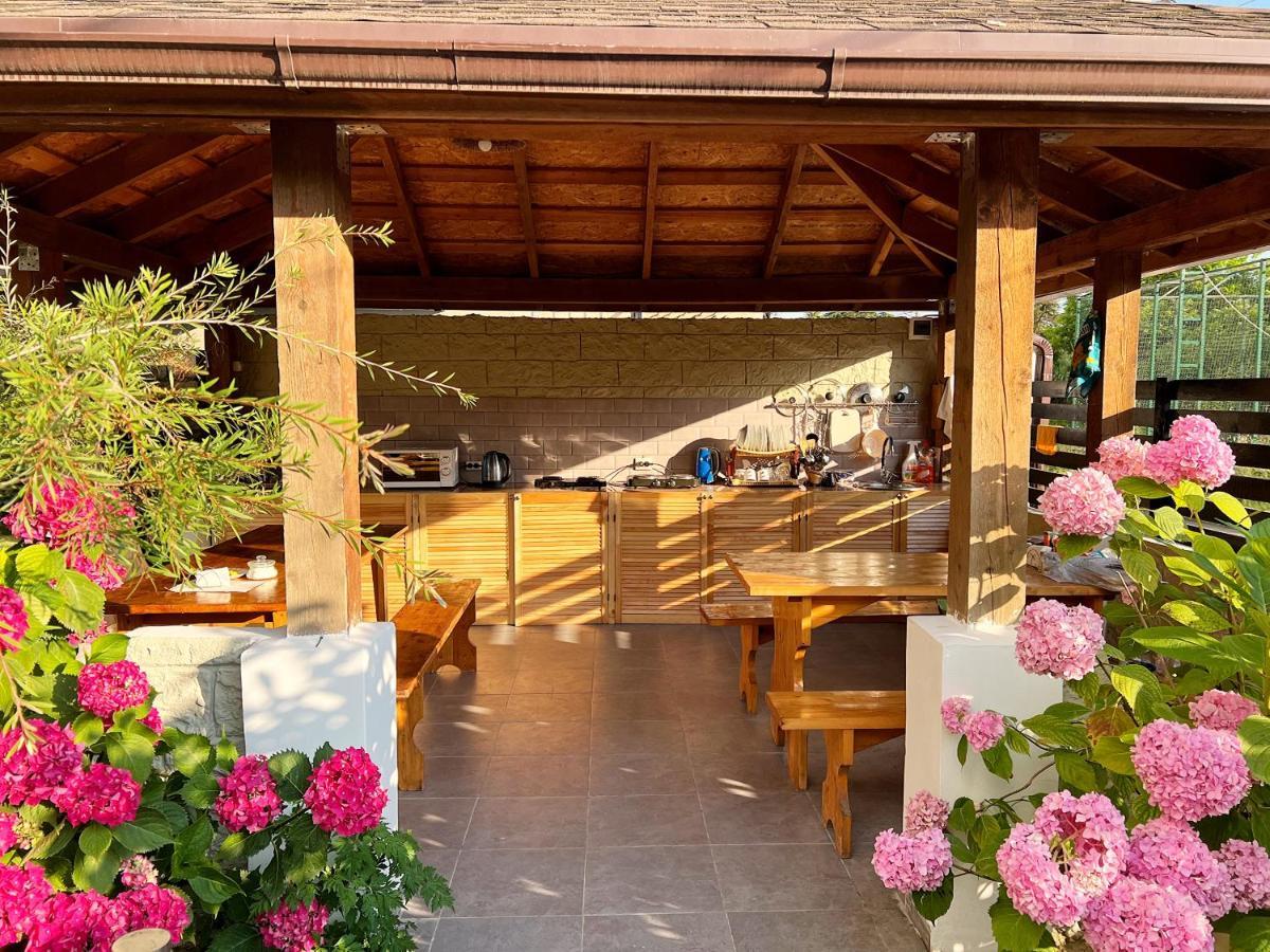 Hotel Golden Gagra Luaran gambar
