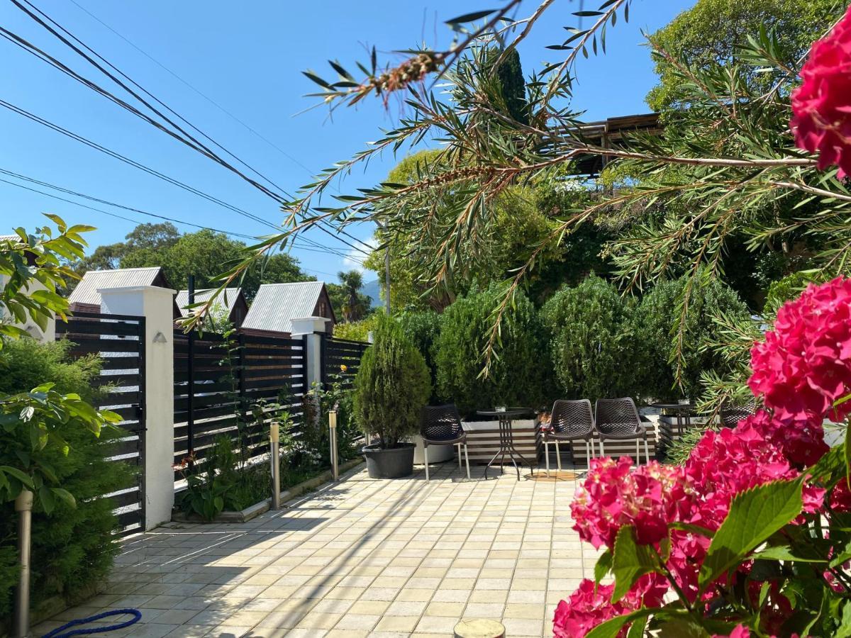 Hotel Golden Gagra Luaran gambar